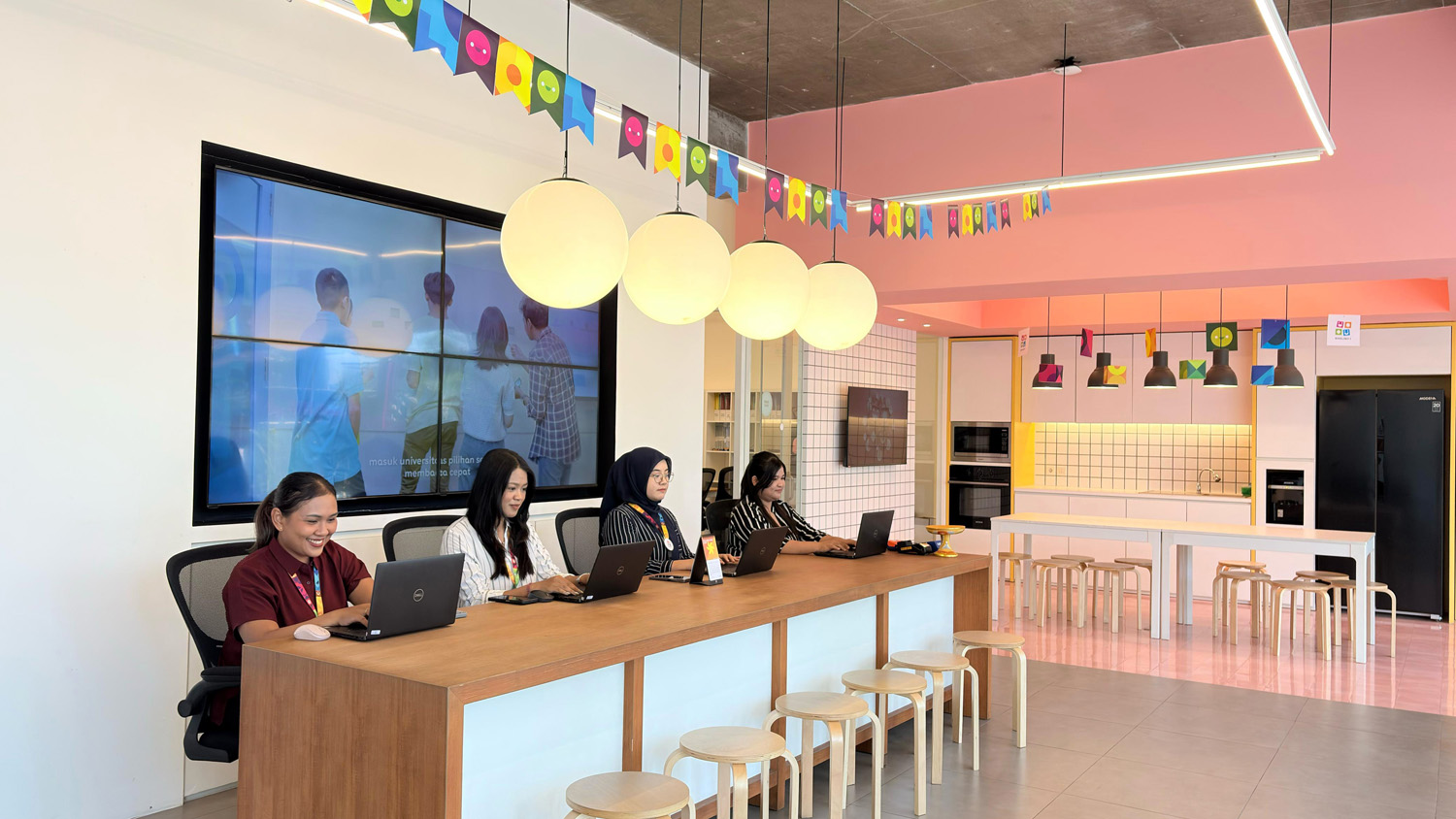 English 1 Bali Gianyar 2