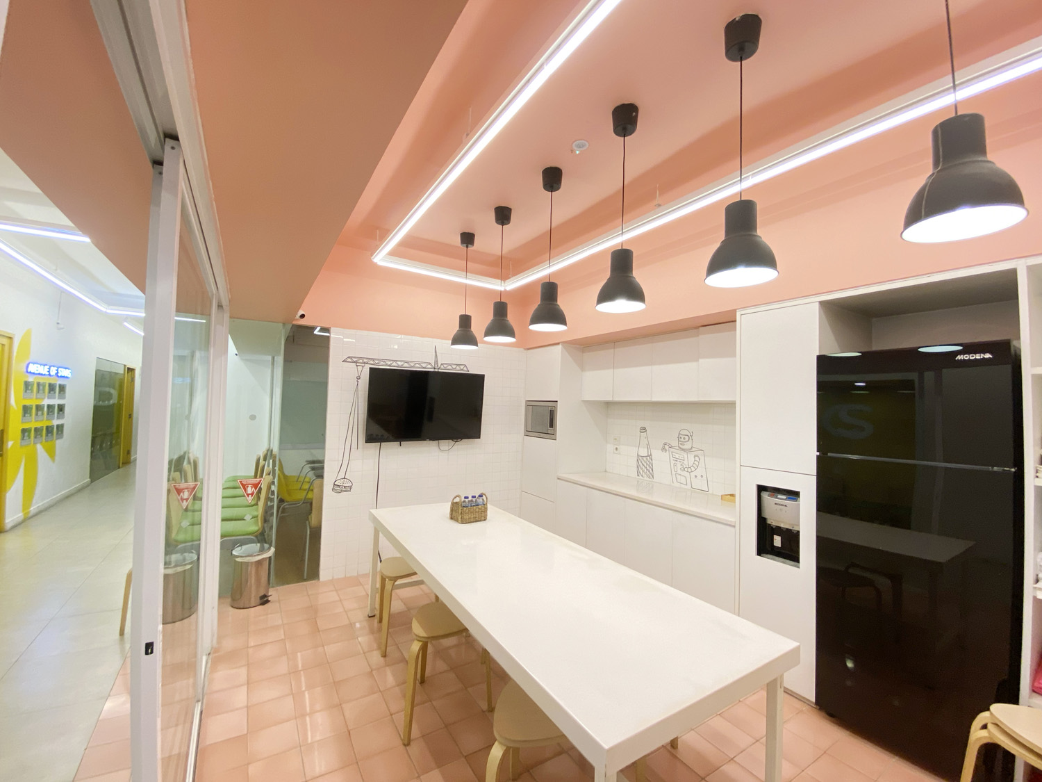 English 1 Rawamangun 4